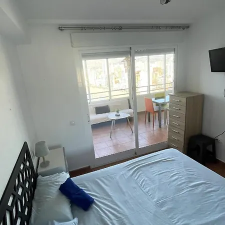 Ocean View Apartment, Rincon Loix Pool 아파트